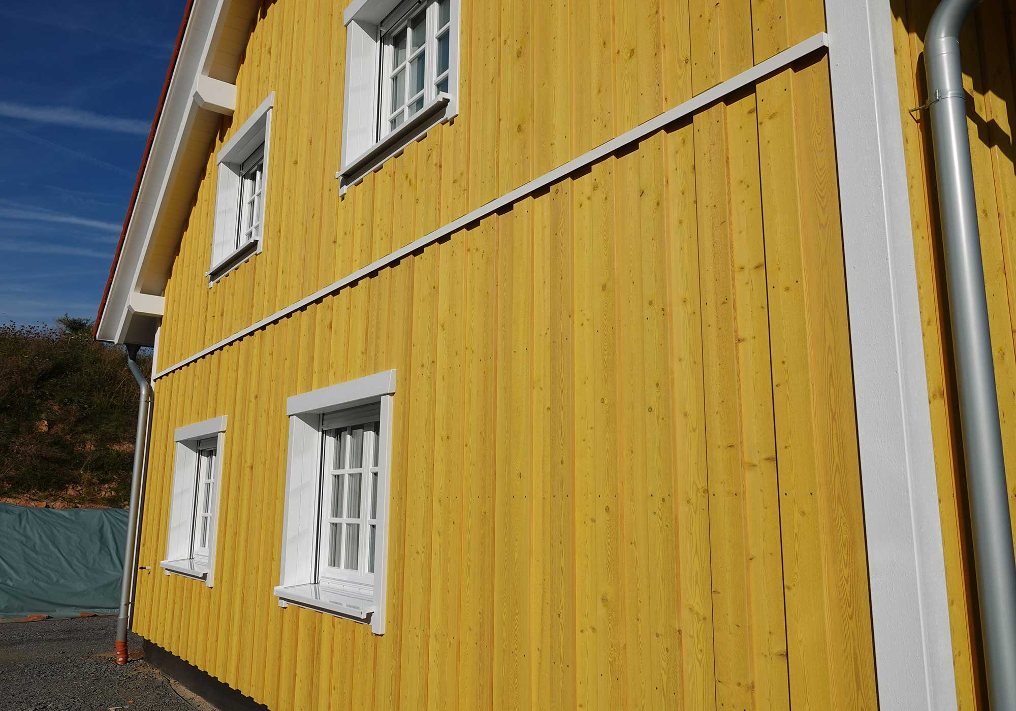 68638096a024554ba98cf55c_Koralan-Color-Lasur-LW25231-Gelb-Gelbes-Wohnhaus-5383